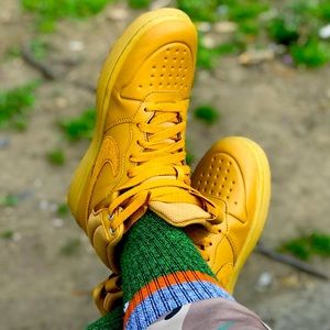 Nike Big Kids Court Borough Tan Mid-top Sneaker